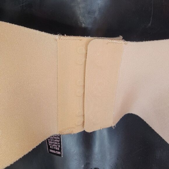 Victoria's Secret Multi Way Full Coverage Convertible underwire bra 38dd - Picture 5 of 8